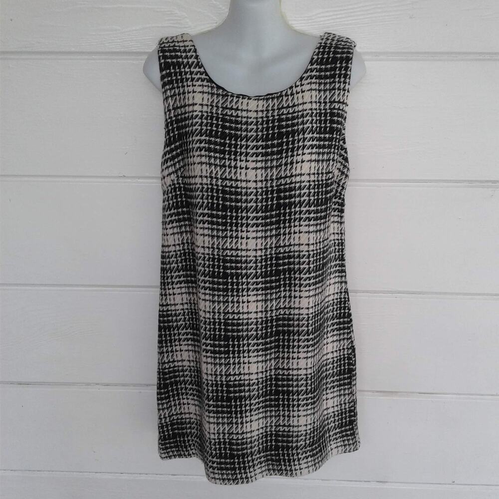 Anthropology Everly Women’s White Black Toothhound Knit Shift Dress Size Small